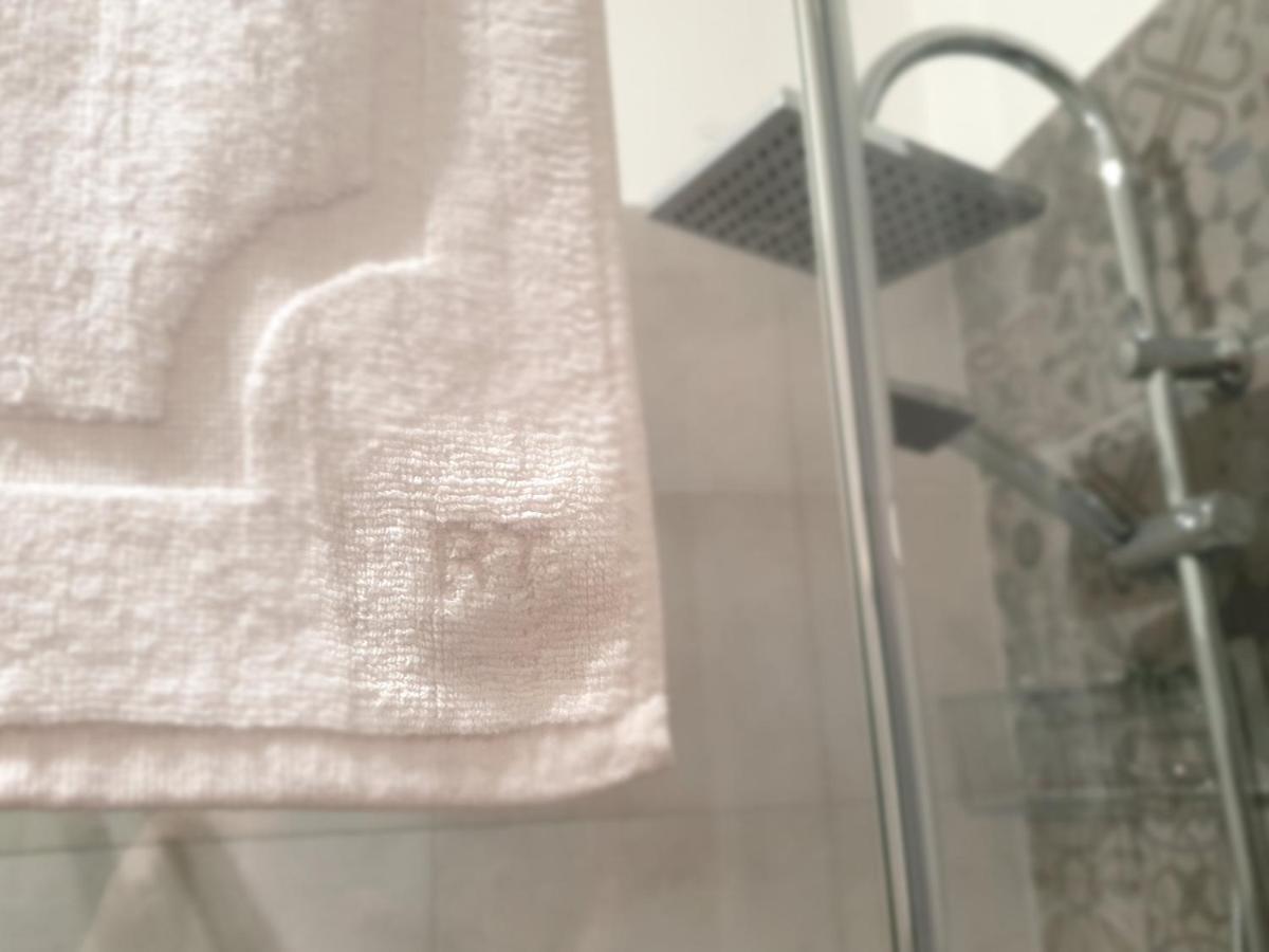 Residenza Tarzanà Pensión *