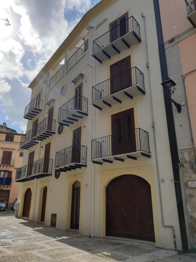 Residenza Tarzanà Pensión